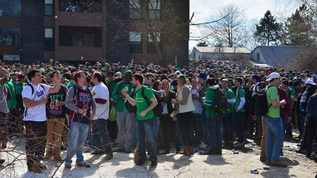 Umass Amherst students gather at the Blarney Blowout. (Photo by Robert Rizzuto/MassLive.com)