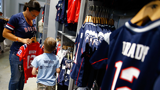 Patriots Offering Jersey Guarantee To Fans – CBS Boston
