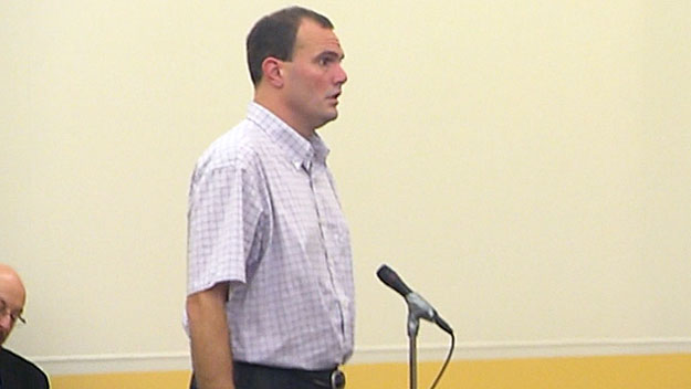 Ramon Rivera in Uxbridge District Court , Oct. 14, 2014. (WBZ-TV)