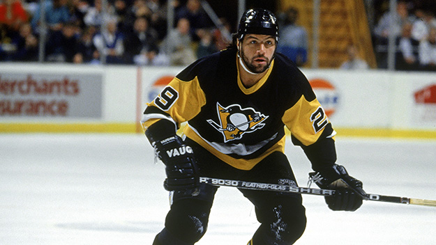1991:  Phil Bourque of the Pittsburgh Penguins (Photo by Rick Stewart/Getty Images)