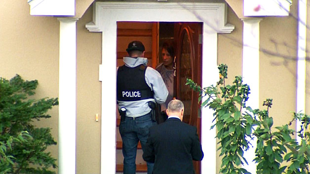 Police remained at 136 Gladstone Street Thursday morning several hours after the shooting. (WBZ-TV)