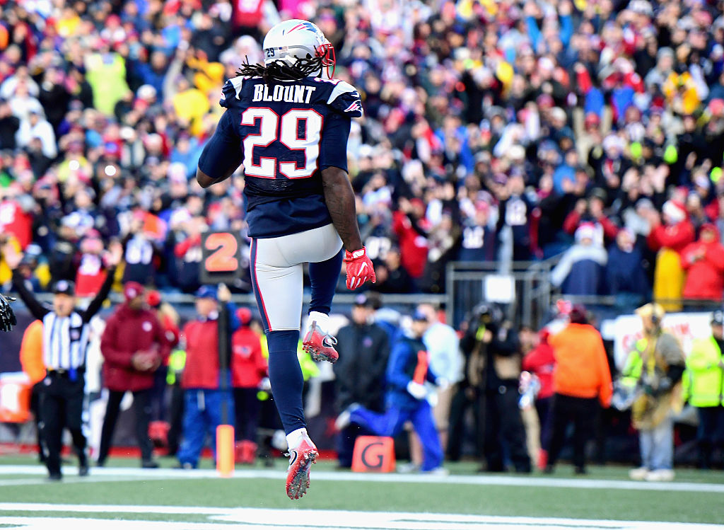 LeGarrette Blount celebrates his touchdown vs. the Jets. (Photo by Billie Weiss/Getty Images)