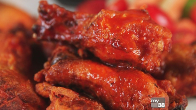 Hickory Smoked Wings at Lucy's American Tavern (Image: Phantom Gourmet)
