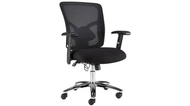 Staples Office Chair Recall Legs On Up To 124 000 Units Defective Cbs Boston