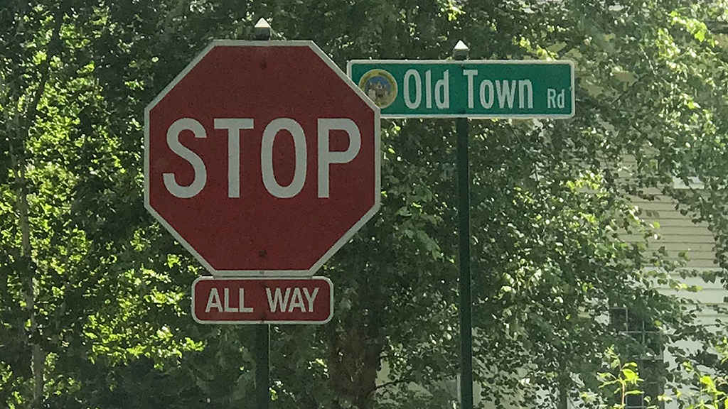 Old Town Road Street Signs Stolen Repeatedly In Wellesley Cbs