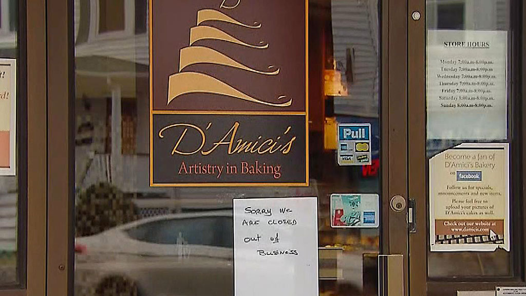 D Amici S Bakery Abruptly Closes Surprising Employees Customers