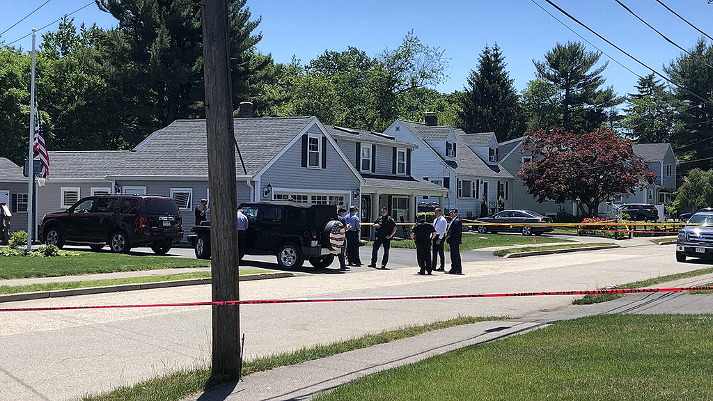 BRAINTREE (CBS) – A man is in police custody after a woman was shot and killed outside her home in Braintree Wednesday afternoon, sources tell WBZ-T