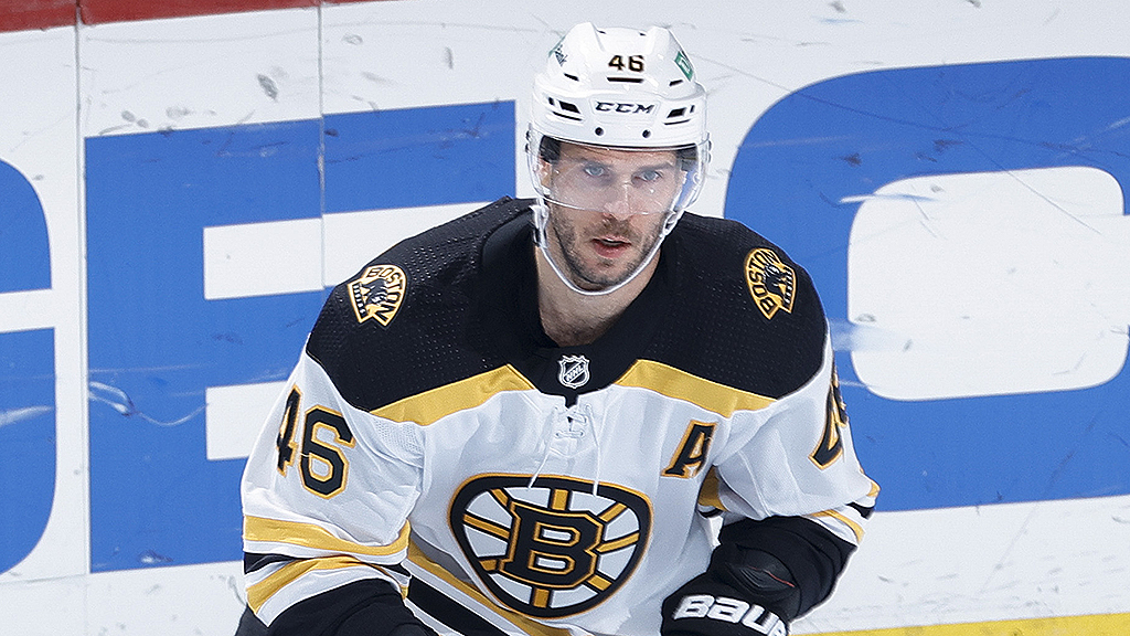 Report David Krejci Not Traveling With Bruins For Sunday S Outdoors Game Vs Flyers Cbs Boston