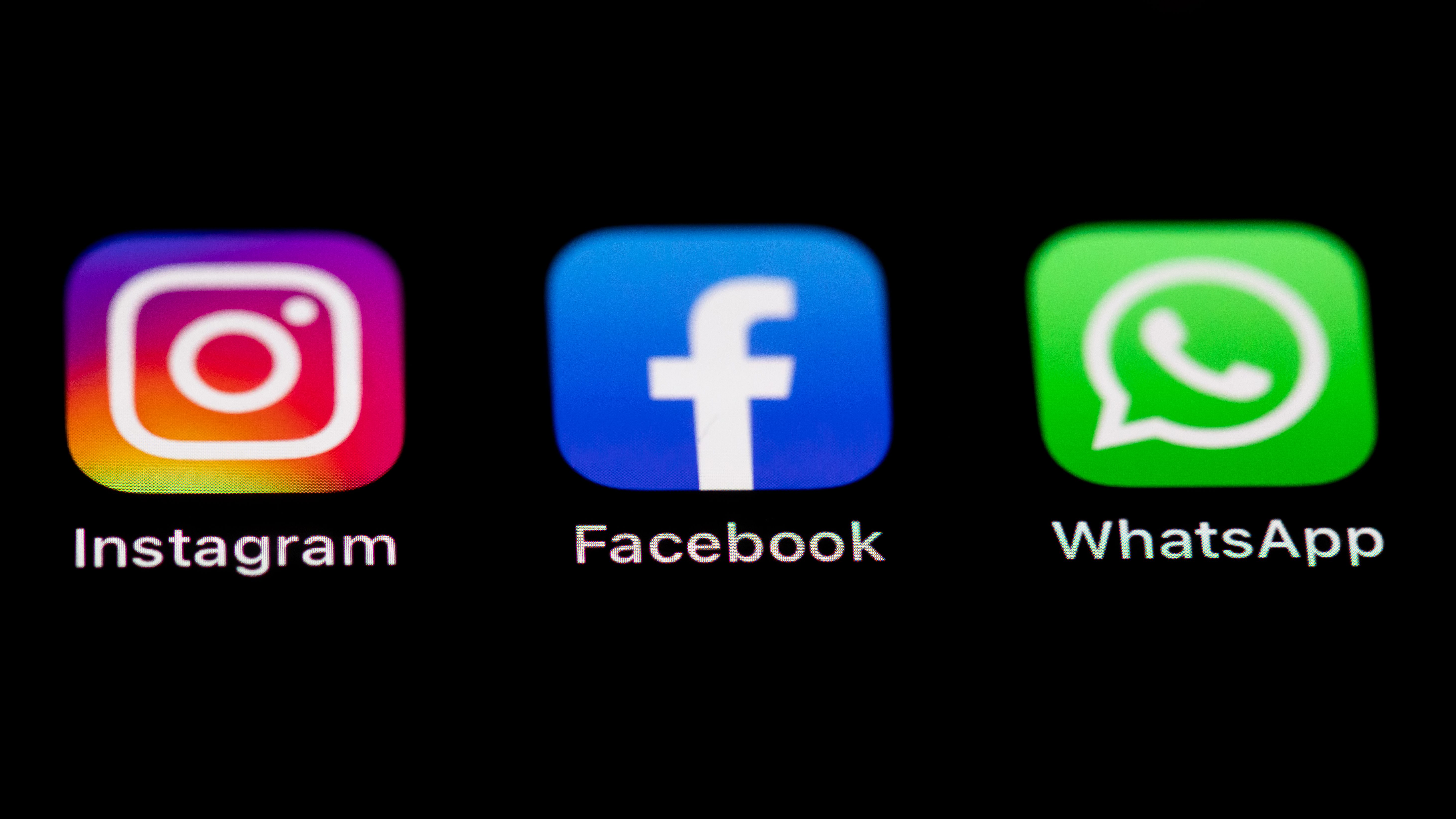 Facebook, Instagram, WhatsApp All Down In Major Outage On Monday – CBS  Boston – Afghanistan News