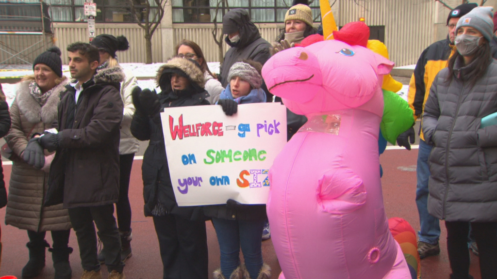 Parents protest outside Tufts Children's Hospital over decision to convert facility - CBS Boston